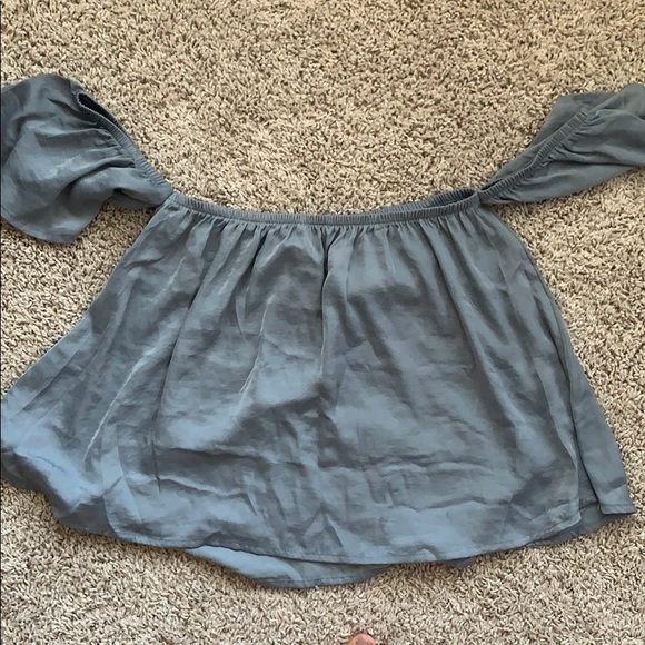 Off the shoulder top - Picture 4 of 4